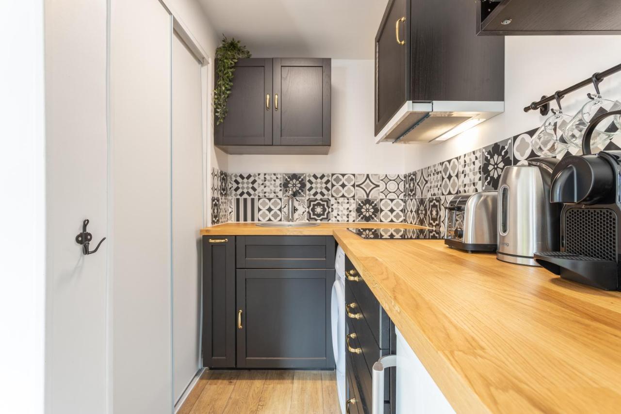 Le Grand Parilly Apartment Брон Екстериор снимка